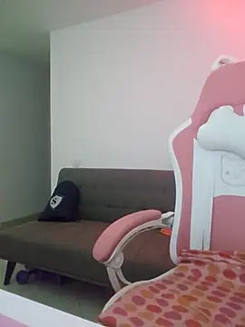 azumiichan online show from 04-10-26, 12:05