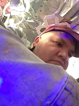 Snapshot of thecoolarrow chatting on 09-10-25, 05:07 thecoolarrow online show from 09-10-25, 05:07