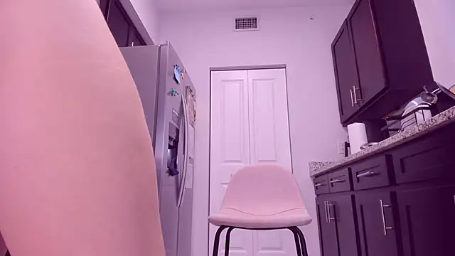 AngieDaniels1 online show from 11-20-25, 01:00