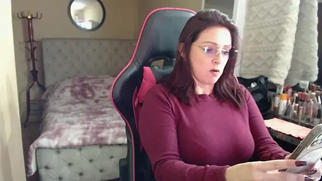 Carol Scottt online show from 05-15-26, 07:54