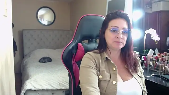 Carol Scottt online show from 07-12-26, 12:12