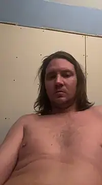 Snapshot of Brando2585 chatting on 12-29-24, 03:00 Brando2585 online show from 12-29-24, 03:00