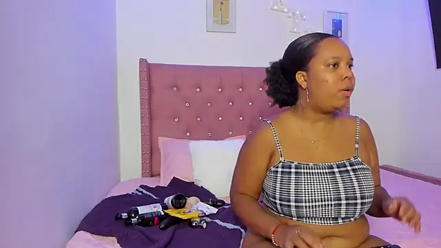 Yiseth 02 online show from 03-09-25, 03:54