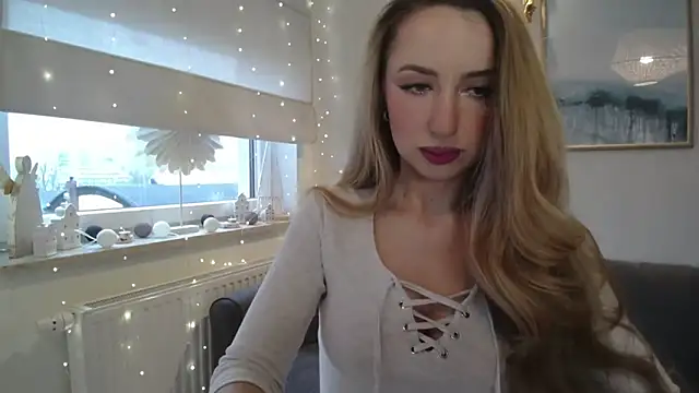 JulietteDiamond online show from 12-18-25, 08:20