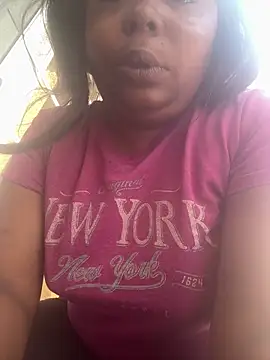 JCCaramelbarbie1 online show from 05-27-26, 03:20