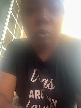 JCCaramelbarbie1 online show from 06-07-26, 11:58
