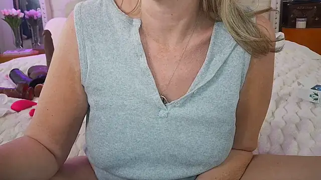 VegasDani online show from 04-02-26, 09:18