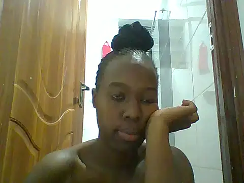 Snapshot of Oliviia_ chatting on 10-12-25, 08:19 Oliviia online show from 10-12-25, 08:19