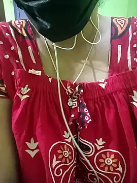 Snapshot of Aishu-tamil09 chatting on 02-13-25, 07:03 Aishu-tamil09 online show from 02-13-25, 07:03