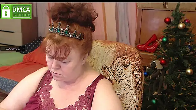 Snapshot of RoseRed69 chatting on 01-07-25, 02:10 RoseRed69 online show from 01-07-25, 02:10