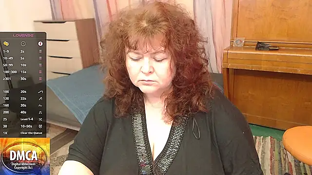 Snapshot of RoseRed69 chatting on 02-07-25, 08:22 RoseRed69 online show from 02-07-25, 08:22