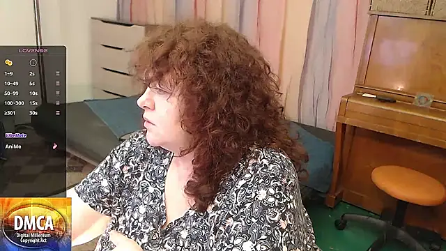 Snapshot of RoseRed69 chatting on 02-17-25, 12:38 RoseRed69 online show from 02-17-25, 12:38