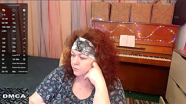 Snapshot of RoseRed69 chatting on 03-05-25, 04:56 RoseRed69 online show from 03-05-25, 04:56