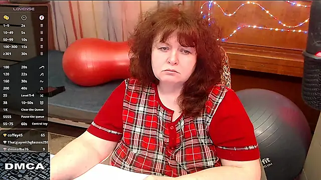 Snapshot of RoseRed69 chatting on 03-11-25, 10:40 RoseRed69 online show from 03-11-25, 10:40