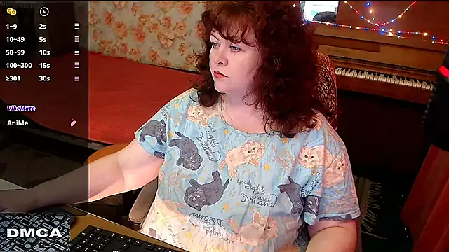 Snapshot of RoseRed69 chatting on 03-21-25, 05:43 RoseRed69 online show from 03-21-25, 05:43