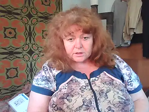 Snapshot of RoseRed69 chatting on 09-24-25, 09:56 RoseRed69 online show from 09-24-25, 09:56