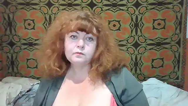 Snapshot of RoseRed69 chatting on 10-06-25, 01:47 RoseRed69 online show from 10-06-25, 01:47