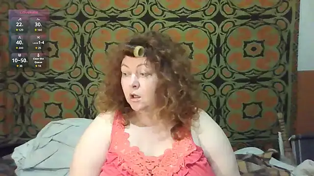 Snapshot of RoseRed69 chatting on 10-17-25, 01:42 RoseRed69 online show from 10-17-25, 01:42