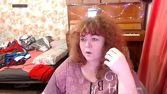 RoseRed69 online show from 11-10-25, 10:36