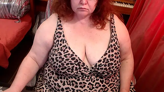 Snapshot of RoseRed69 chatting on 04-24-26, 04:04 RoseRed69 online show from 04-24-26, 04:04