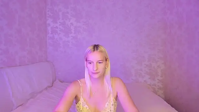 Snapshot of Amanda054 chatting on 10-01-25, 09:59 Amanda054 online show from 10-01-25, 09:59