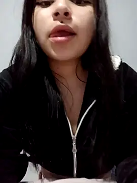 Anne and Mia online show from 12-27-24, 10:12