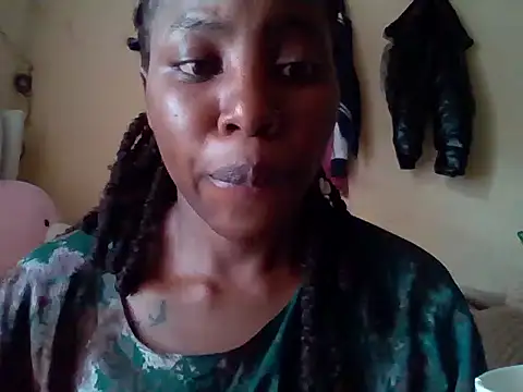 Queen loveer online show from 11-03-25, 07:09