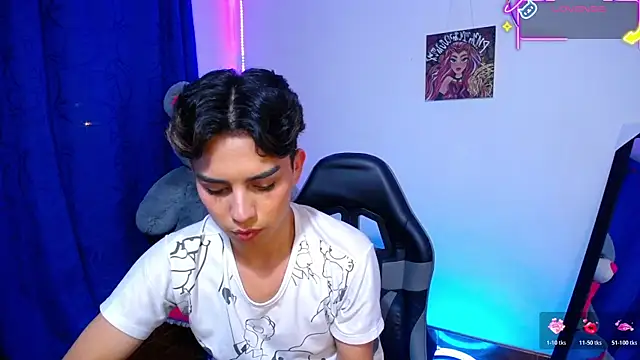 OwenBluee online show from 06-09-26, 07:42