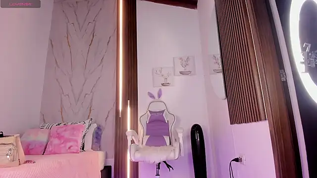 mia six66 online show from 11-04-25, 11:42