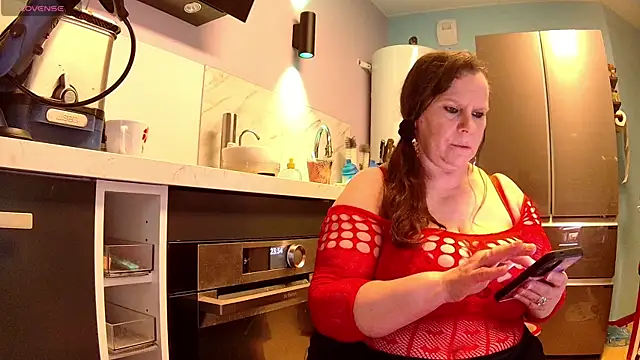 Endrocleia online show from 10-09-25, 09:35