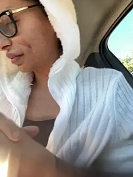 myloveforyouu online show from 01-18-26, 04:22