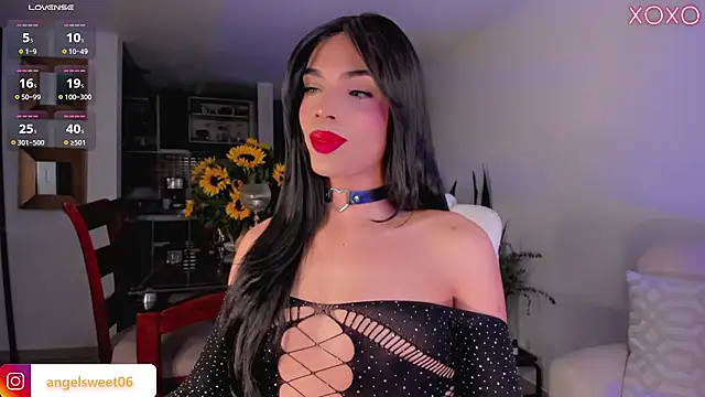 Snapshot of ANGELL06 chatting on 10-01-25, 04:51 ANGELL06 online show from 10-01-25, 04:51