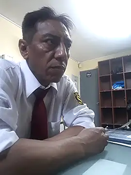 Snapshot of Romeoblues chatting on 02-16-25, 12:30 Romeoblues online show from 02-16-25, 12:30