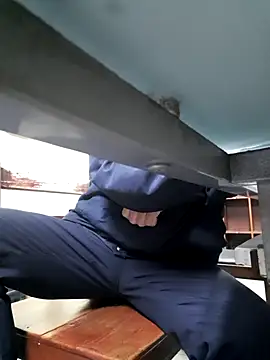 Snapshot of Romeoblues chatting on 09-18-25, 05:09 Romeoblues online show from 09-18-25, 05:09