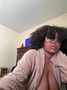 Snapshot of diamondjayeee chatting on 07-05-26, 09:11 diamondjayeee online show from 07-05-26, 09:11
