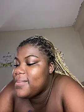 Snapshot of HornyxLadie chatting on 06-06-26, 02:05 HornyxLadie online show from 06-06-26, 02:05