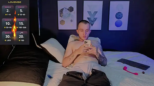 Dylanwhite23  online show from 02-19-26, 03:46