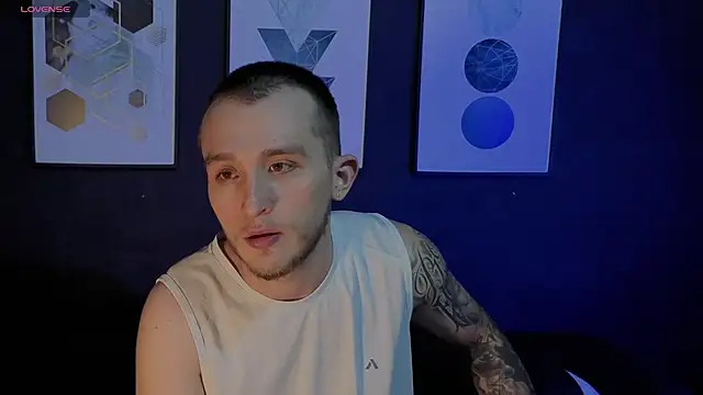 Dylanwhite23  online show from 02-24-26, 11:36