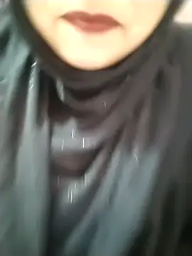 Snapshot of Indian-Nazia chatting on 01-13-25, 10:14 Indian-Nazia online show from 01-13-25, 10:14