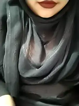 Snapshot of Indian-Nazia chatting on 01-16-25, 02:51 Indian-Nazia online show from 01-16-25, 02:51