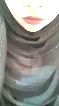 Snapshot of Indian-Nazia chatting on 01-28-25, 08:25 Indian-Nazia online show from 01-28-25, 08:25
