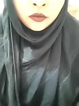 Snapshot of Indian-Nazia chatting on 01-28-25, 11:28 Indian-Nazia online show from 01-28-25, 11:28