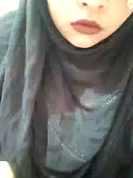 Snapshot of Indian-Nazia chatting on 02-03-25, 10:25 Indian-Nazia online show from 02-03-25, 10:25