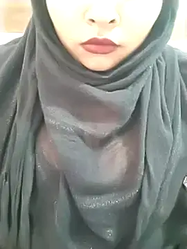 Snapshot of Indian-Nazia chatting on 02-10-25, 09:36 Indian-Nazia online show from 02-10-25, 09:36