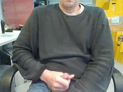 Raimundo1971 online show from 11-12-25, 02:17