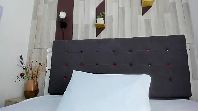 Anastasiapriest online show from 09-25-25, 11:47