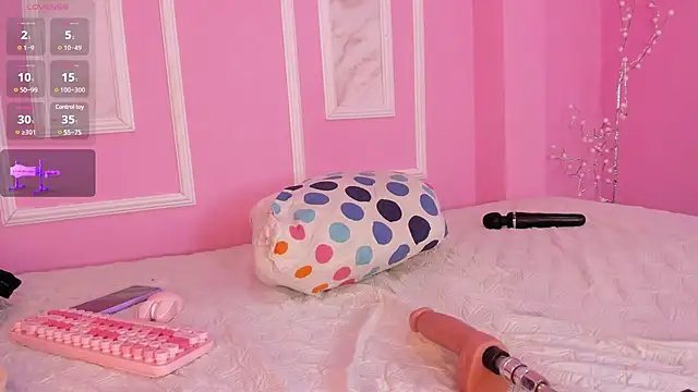 Juliette  3 online show from 12-17-24, 05:36