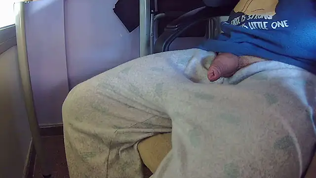 vladimirput4 online show from 02-20-25, 12:04