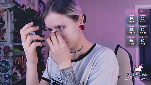 NaniMoore online show from 03-05-26, 08:16