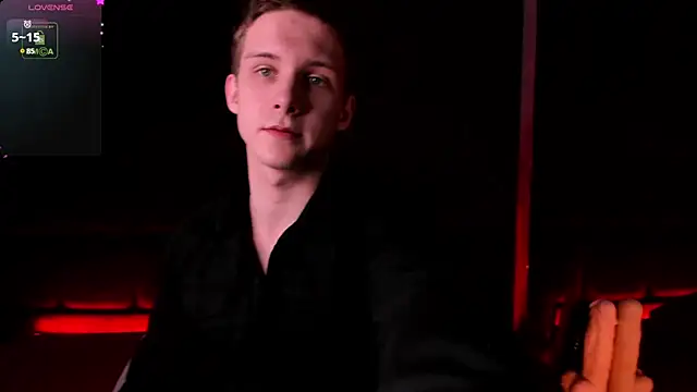 Snapshot of MarkGWalker chatting on 12-05-24, 10:33 MarkGWalker online show from 12-05-24, 10:33